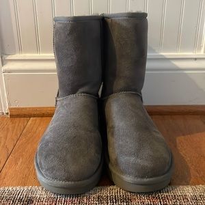 Brand new grey uggs